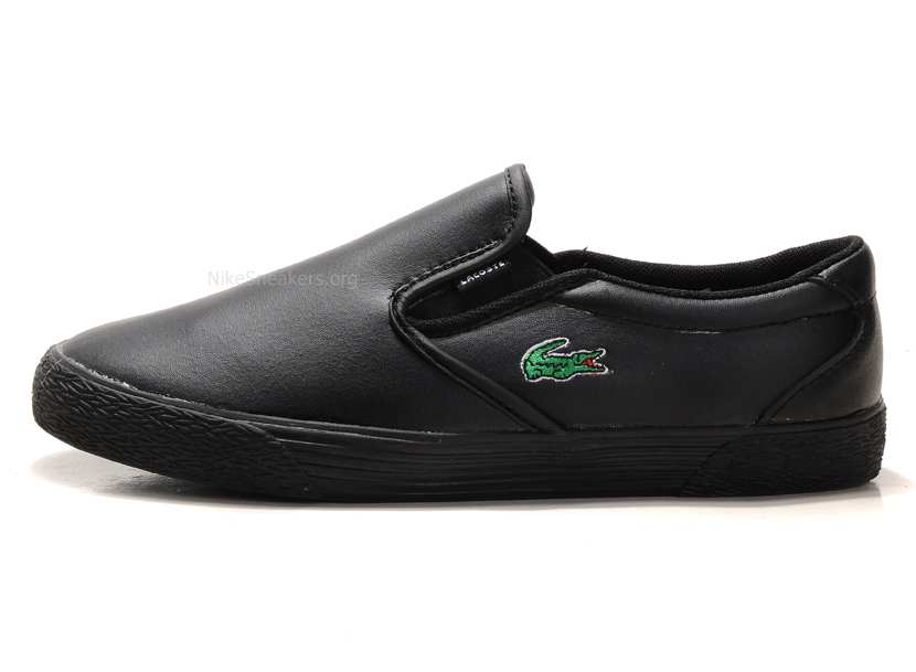 lacoste lyndon slip-on black shoes