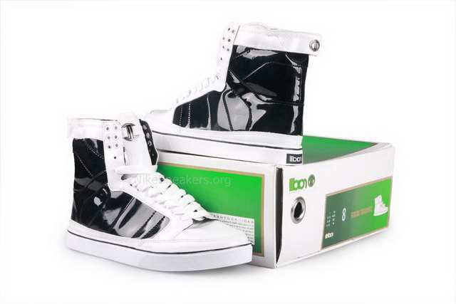 Radii Thriller White/Black