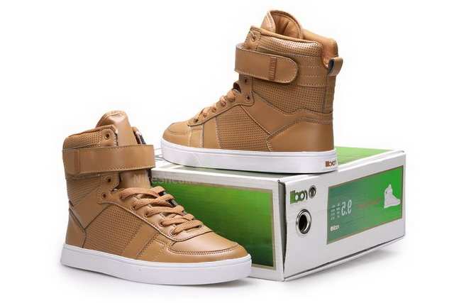 New Arrival Brown/White