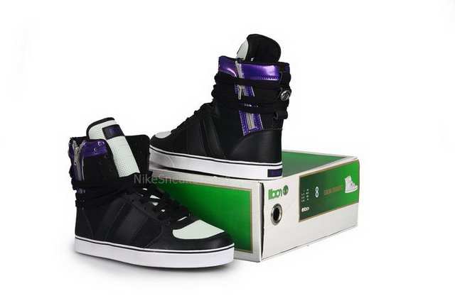 Radii Strangler Black/White