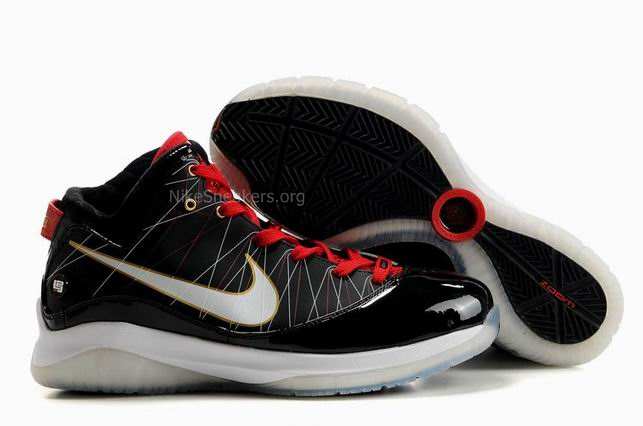 Nike Basketball Shoes Black/White/Red Nike Basketball Shoes Black/White/Red