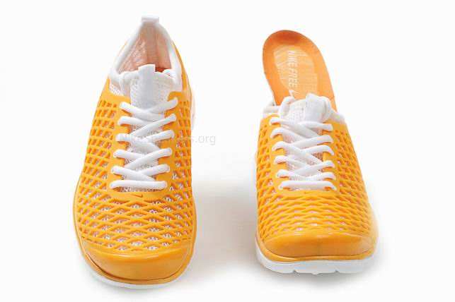 Nike Air Validus Shoes Yellow Nike Air Validus Shoes Yellow